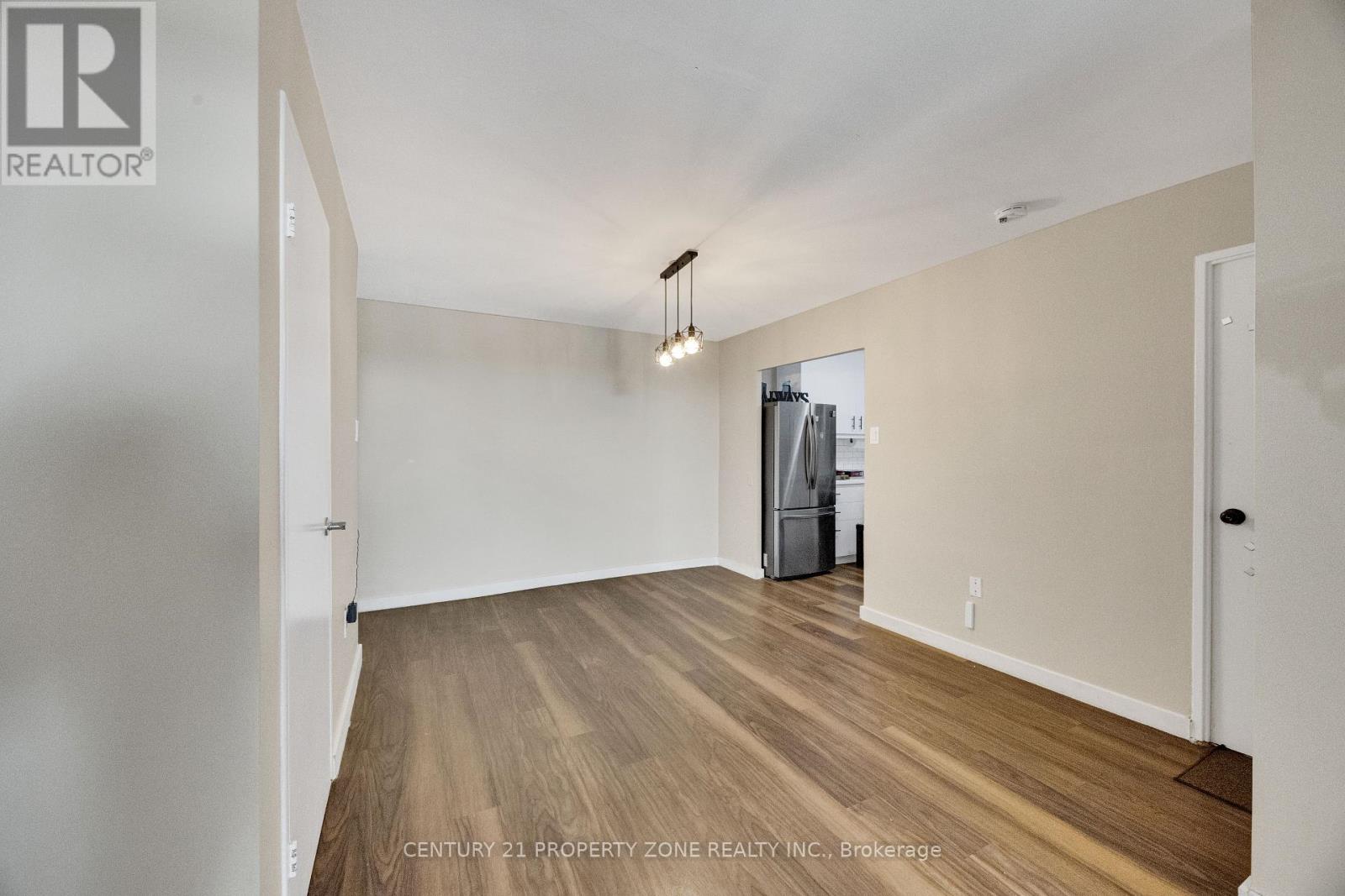 #907 573 MORNINGTON AVENUE - 12