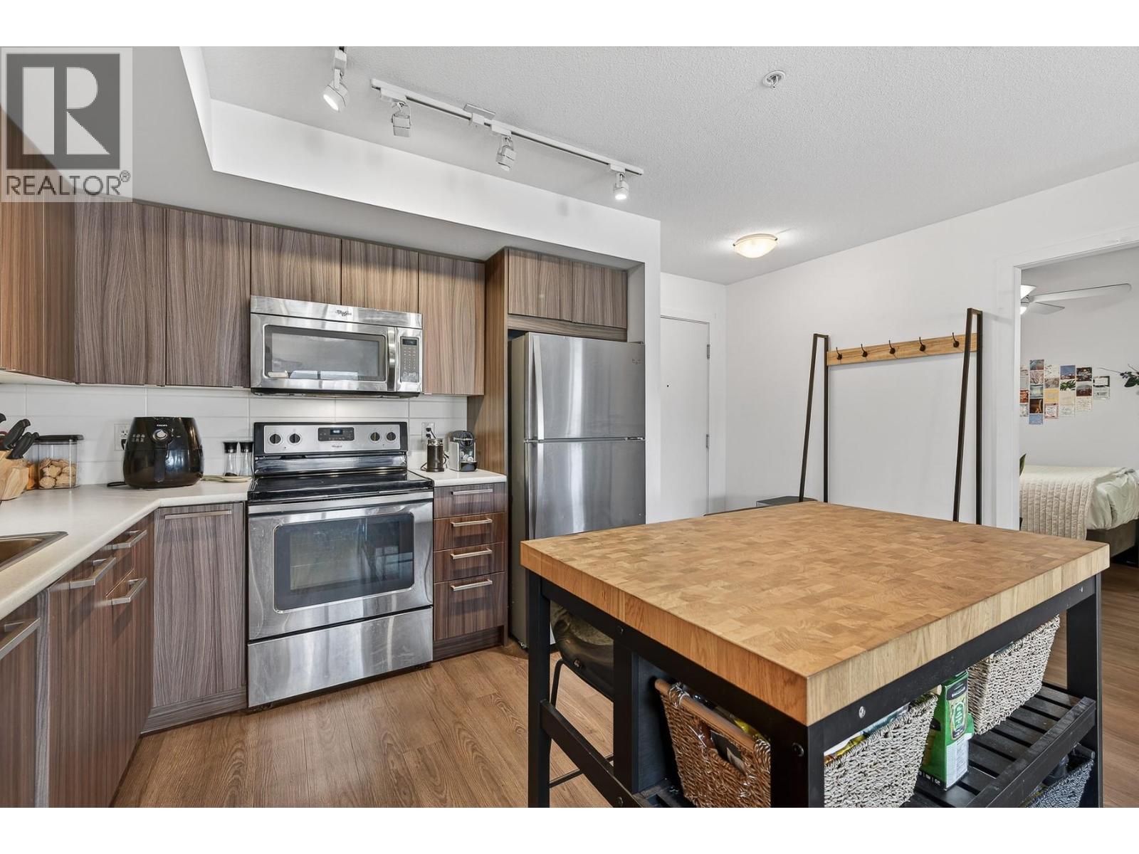 #116 883 Academy Way - 14