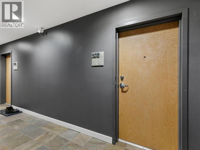 202-301 HAWKINS STREET - Image 18