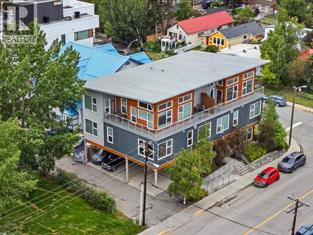 202-301 HAWKINS STREET - 3
