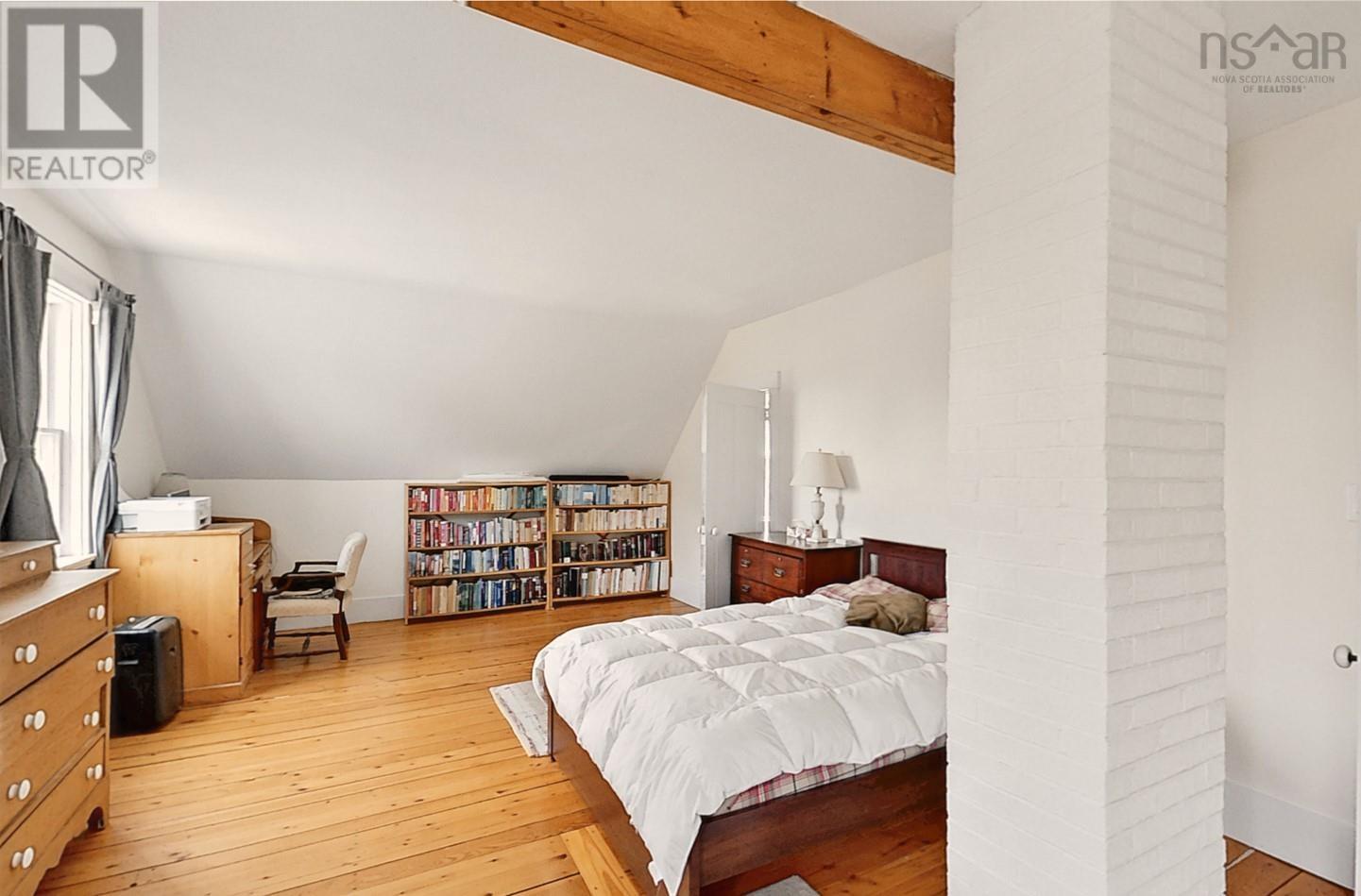 4-bedroom home for sale at 1036 Oakland Road, 1031 Oakland Road, Oakland ON · photo 39 of 50