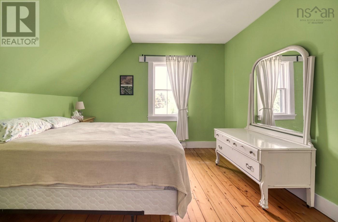 4-bedroom home for sale at 1036 Oakland Road, 1031 Oakland Road, Oakland ON · photo 42 of 50