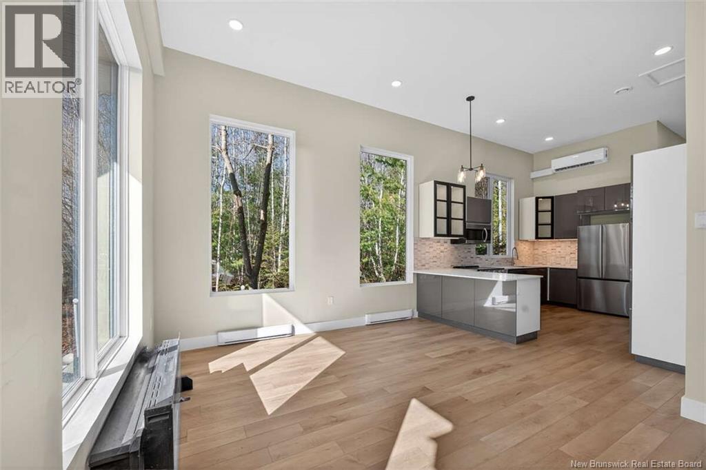 24 Murray Avenue - 24