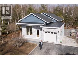 24 Murray Avenue, Fredericton, NB E3A3Y5 Photo 44
