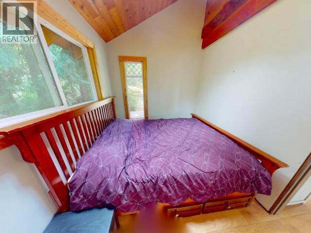 1643 VANCOUVER BLVD - 8