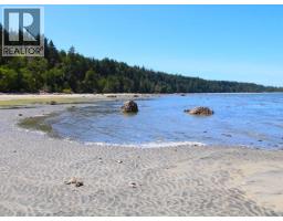 1643 Vancouver Blvd, Savary Island, BC  Photo 24