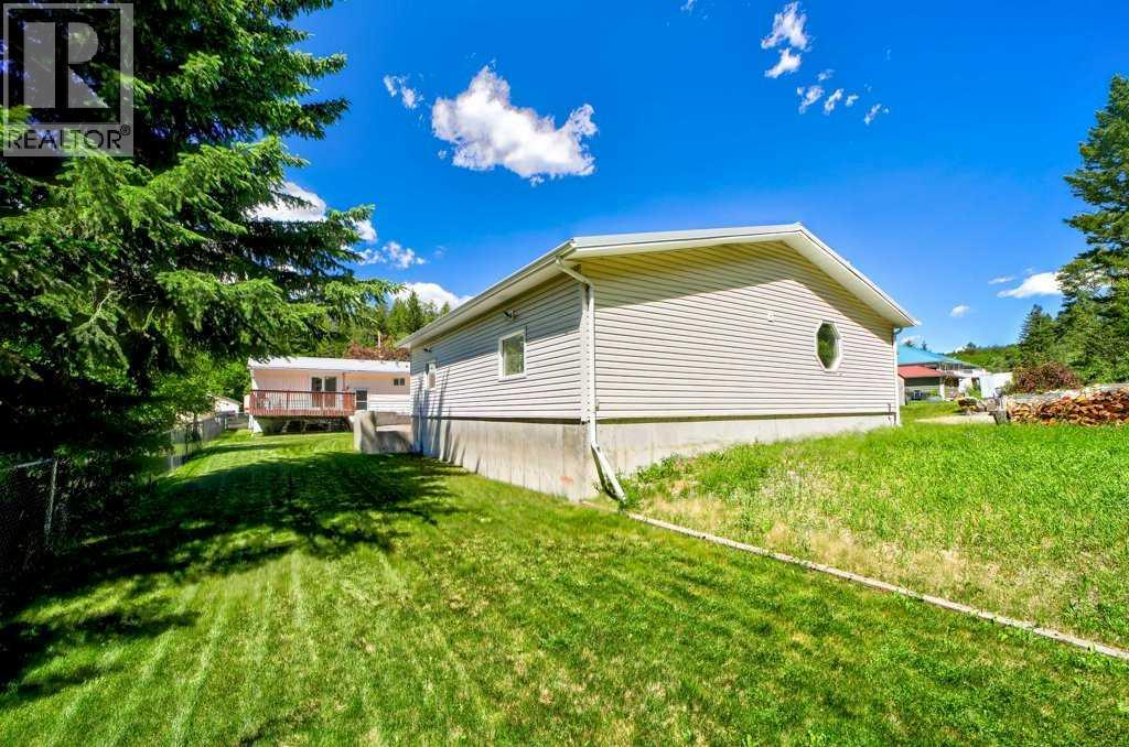 20541 25th Avenue - 12