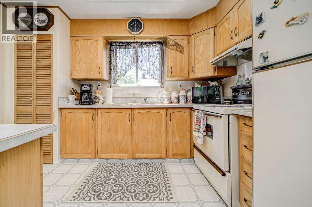 20541 25th Avenue - 25