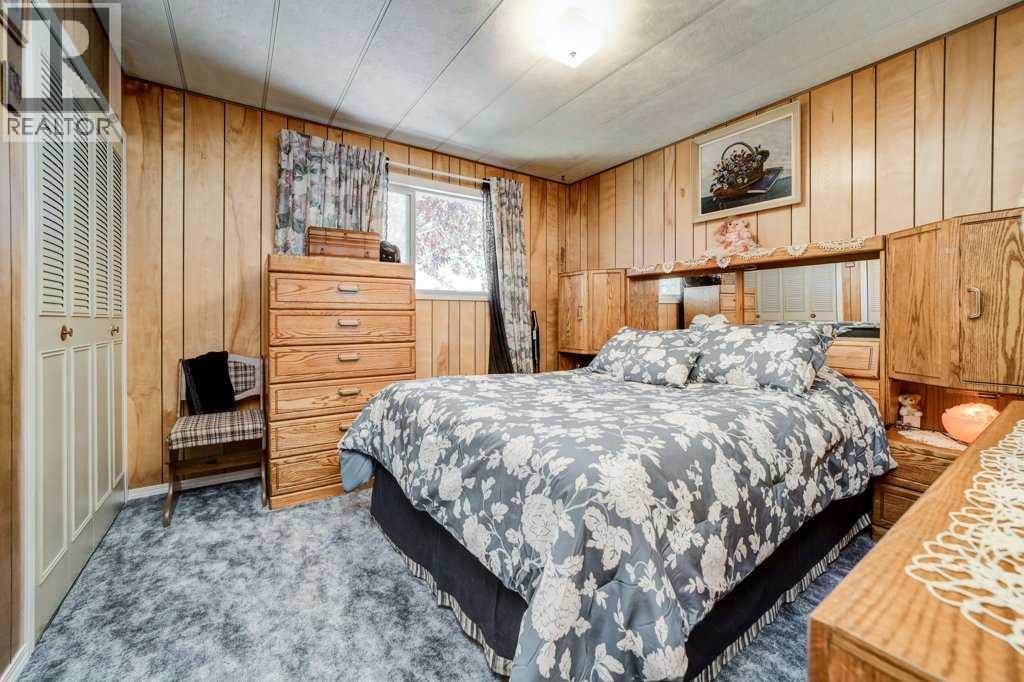 20541 25th Avenue - 33