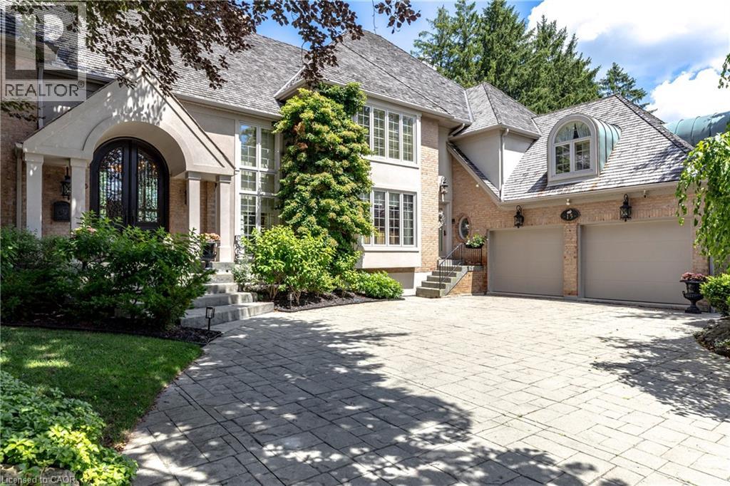 15 PEPPERTREE Crescent - 2