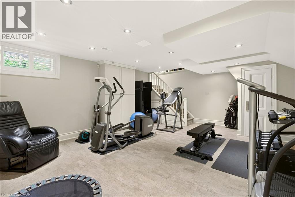 15 PEPPERTREE Crescent - Image 43