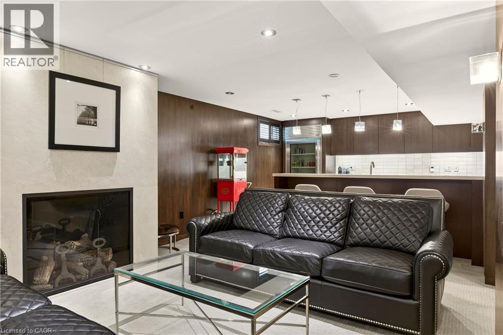 15 PEPPERTREE Crescent - Image 39