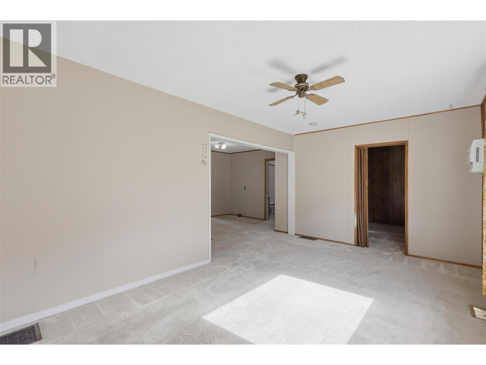 3987 Yellowhead Highway - Image 8