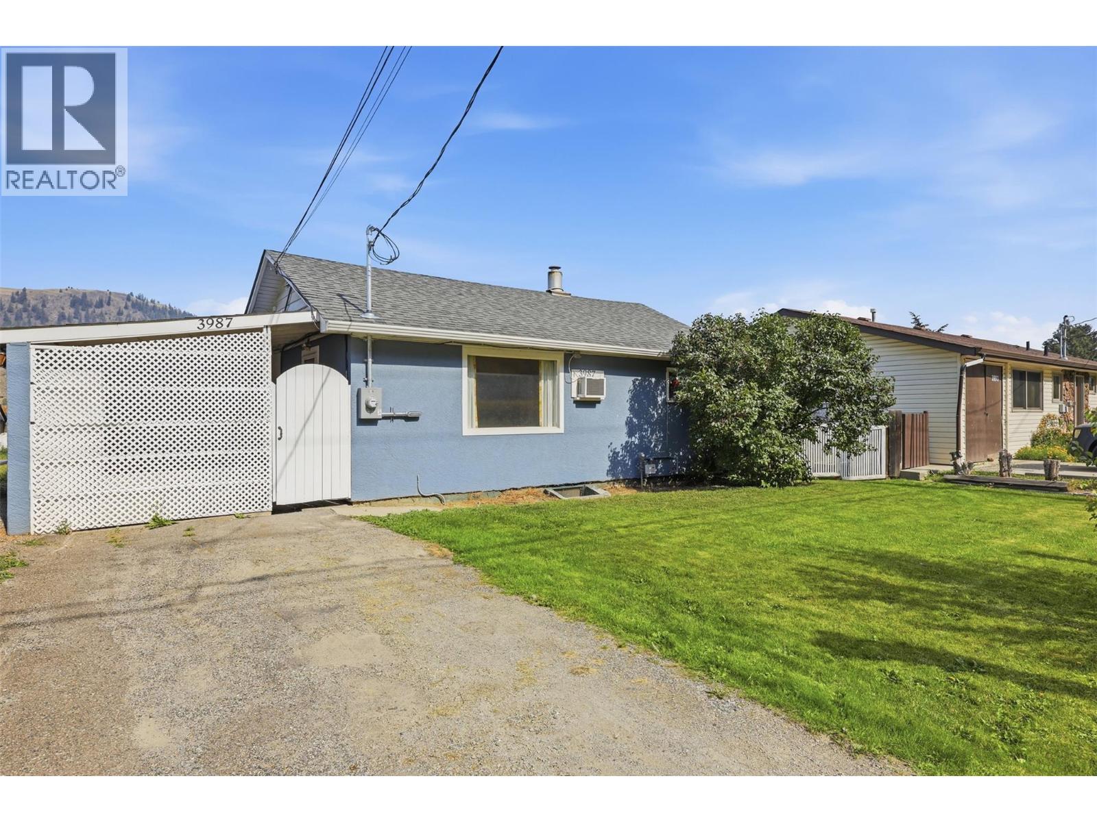 3987 Yellowhead Highway - 3