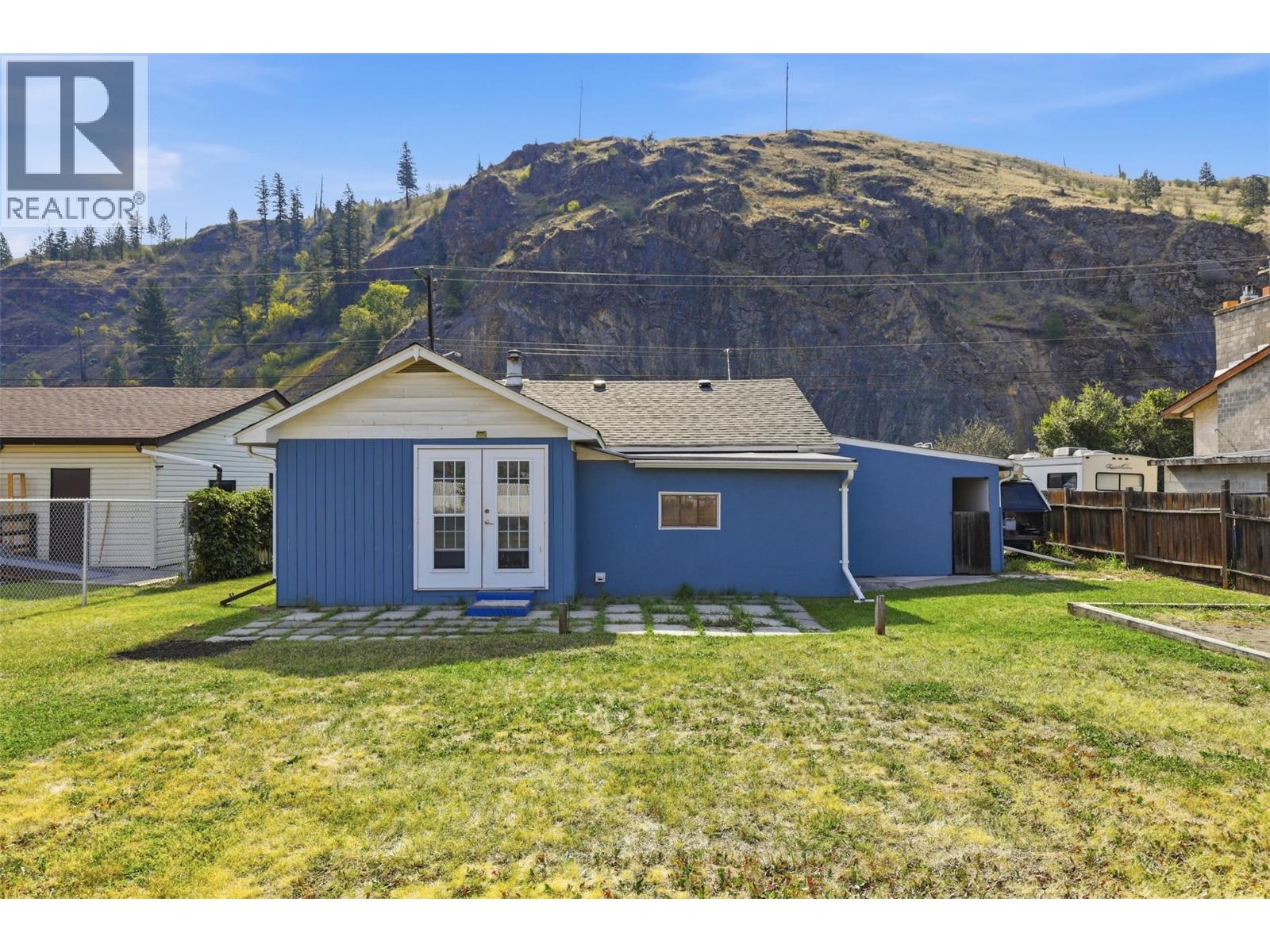 3987 Yellowhead Highway - Image 29