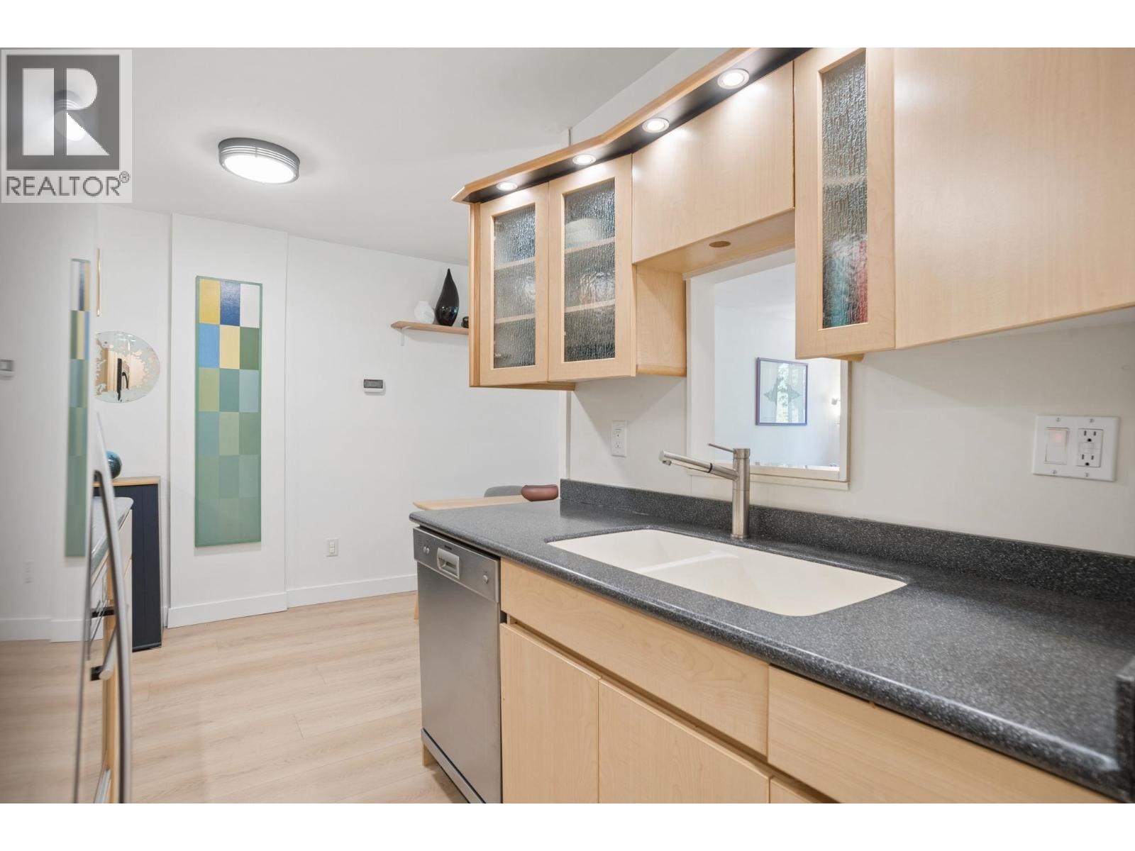 2 Bed, 1 Bath Apartment for Sale in Vancouver – 202 1867 W 3RD AVENUE, Vancouver – MLS# R3145857 - Image 19