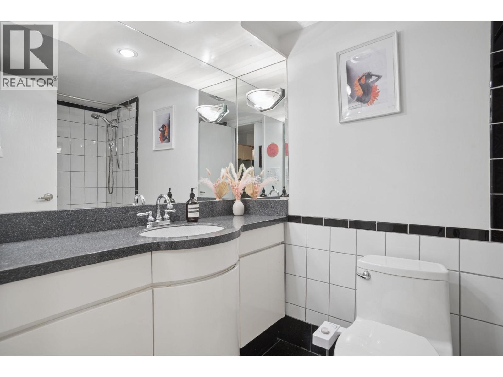 2 Bed, 1 Bath Apartment for Sale in Vancouver – 202 1867 W 3RD AVENUE, Vancouver – MLS# R3145857 - Image 26