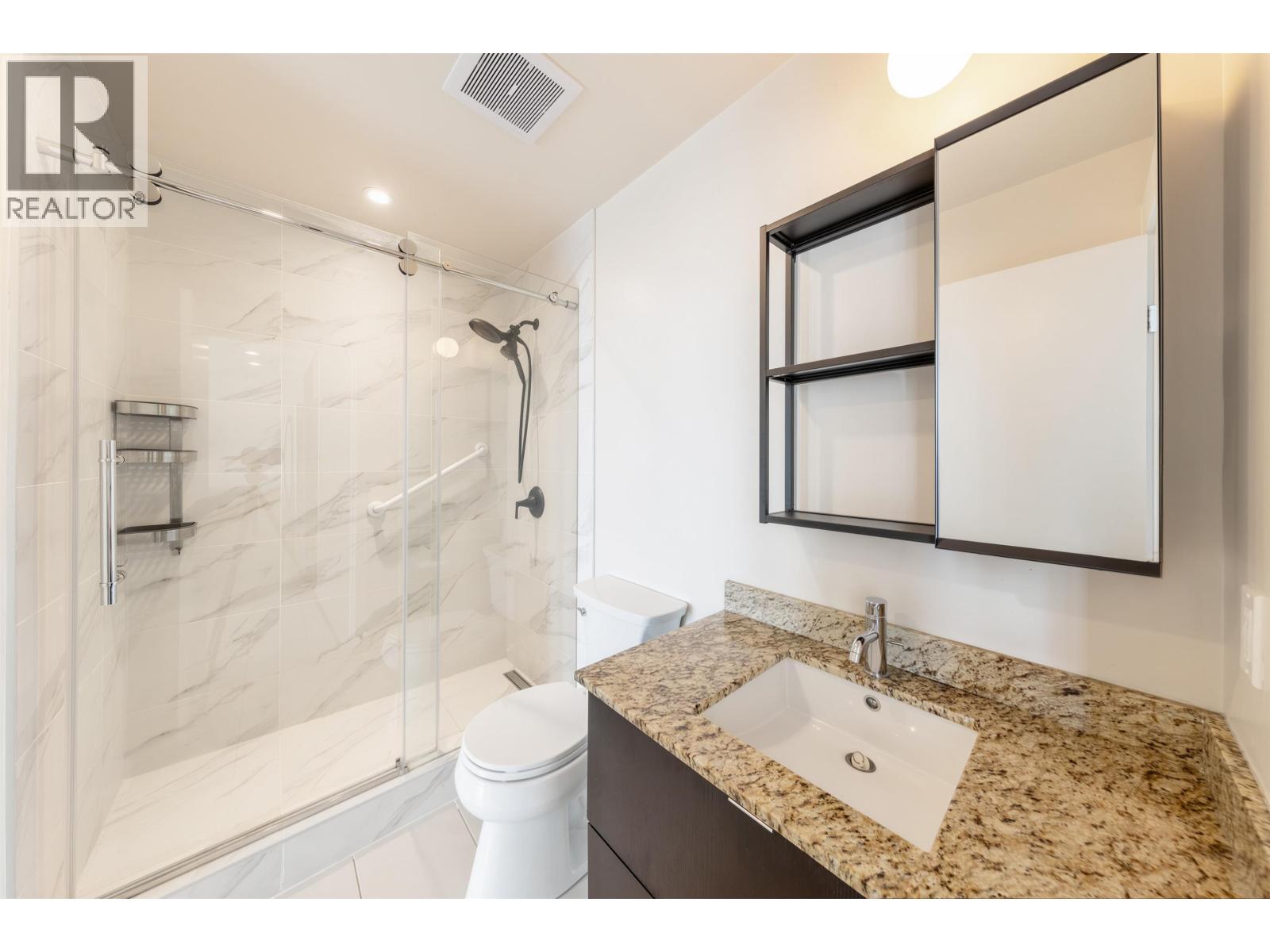 1 Bed, 1 Bath House for Sale in Burnaby – 2309 7088 18TH AVENUE, Burnaby – MLS# R3145879 - Image 19