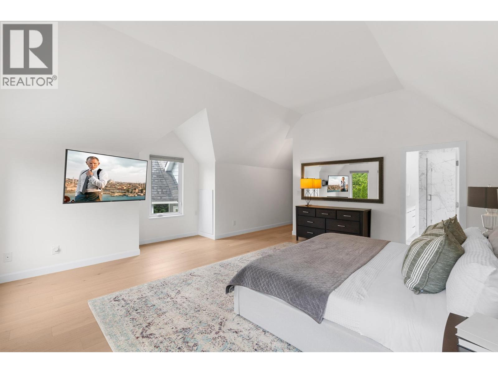 1733 FULTON AVENUE, West Vancouver