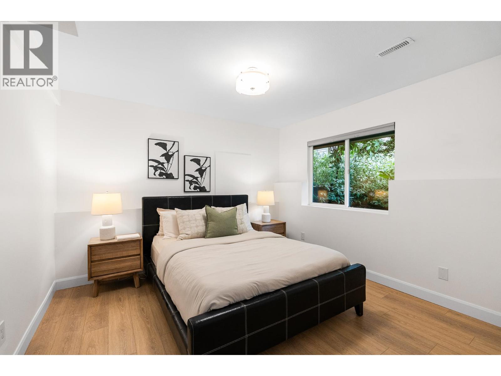 1733 FULTON AVENUE, West Vancouver