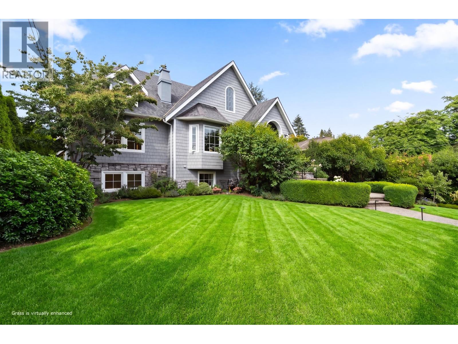1733 FULTON AVENUE, West Vancouver