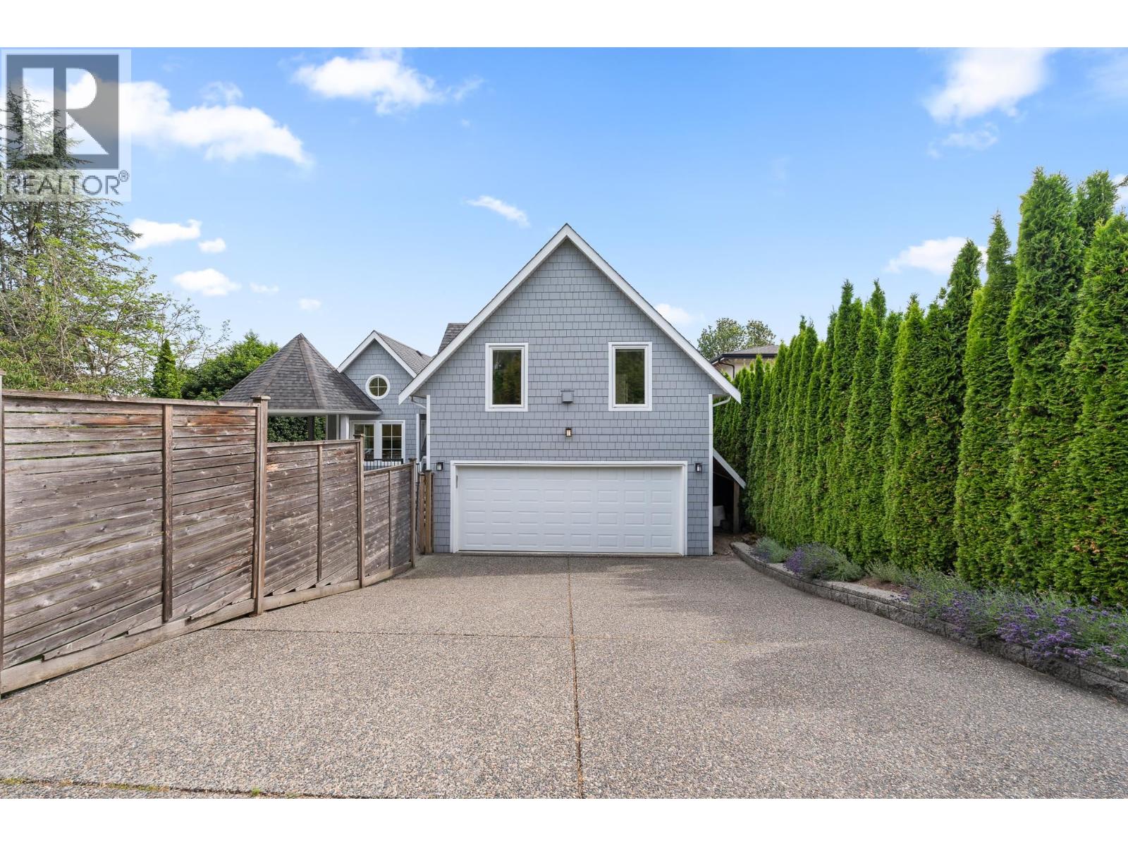 1733 FULTON AVENUE, West Vancouver