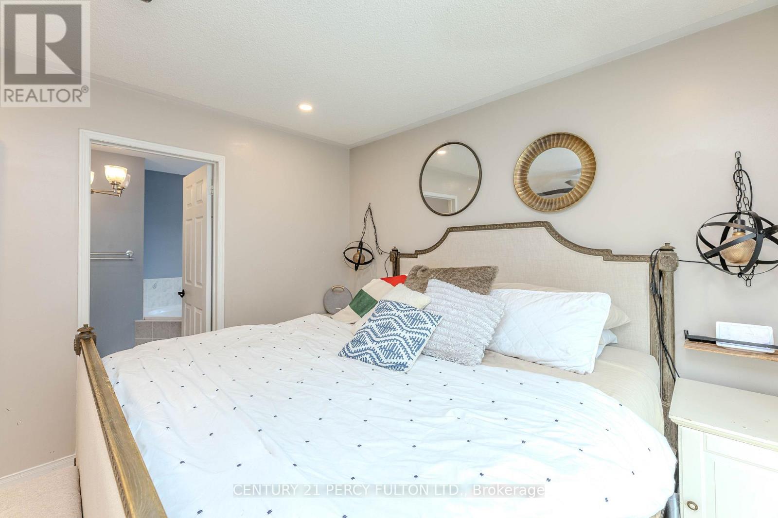137 BLUE WILLOW DRIVE - 35