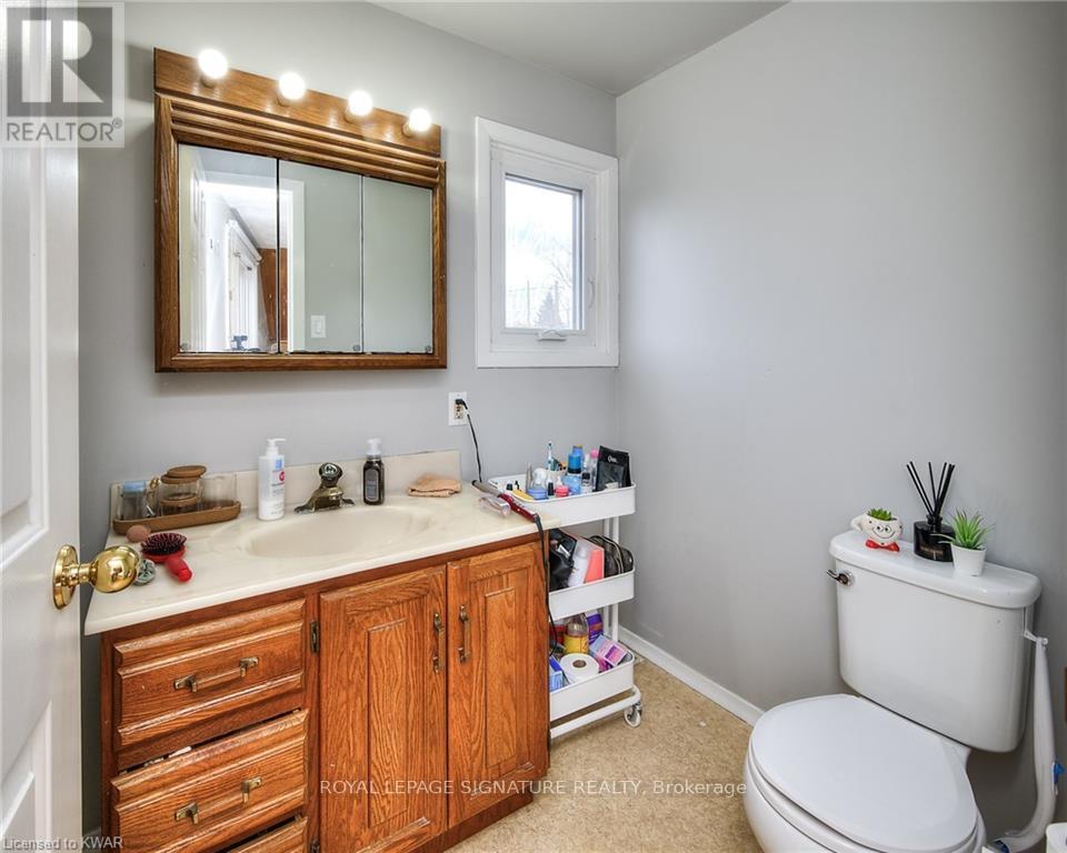 A - 29 MARSHALL STREET, Waterloo — photo 4