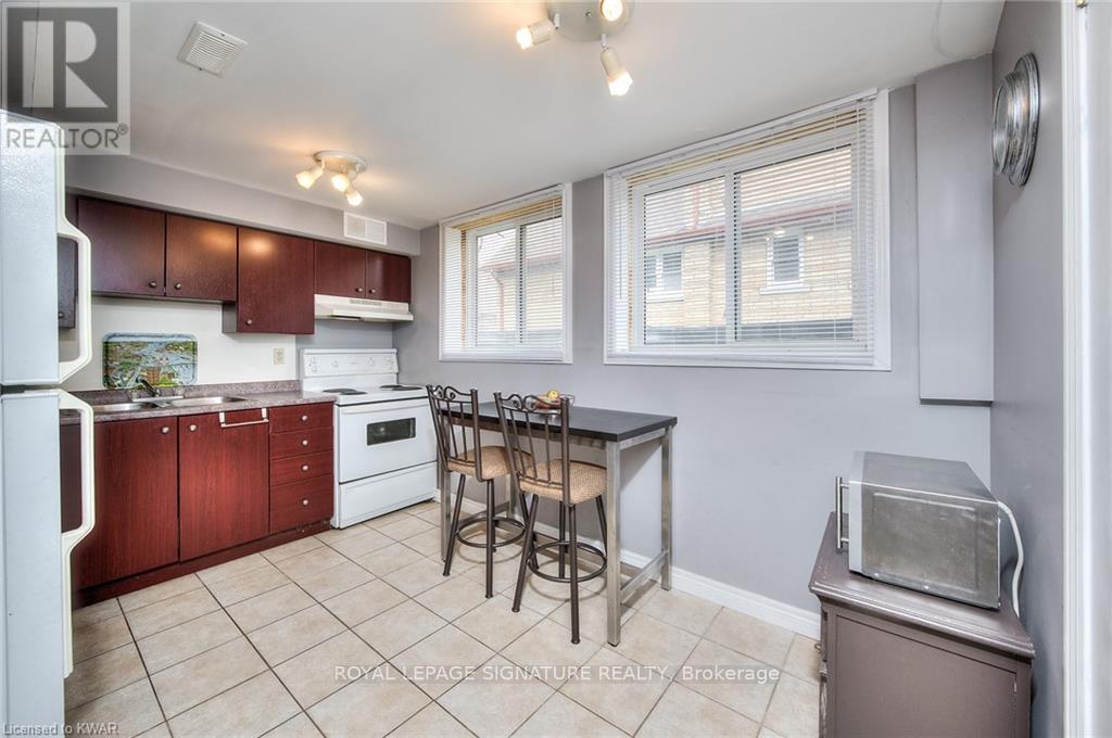 B - 29 MARSHALL STREET, Waterloo — photo 13