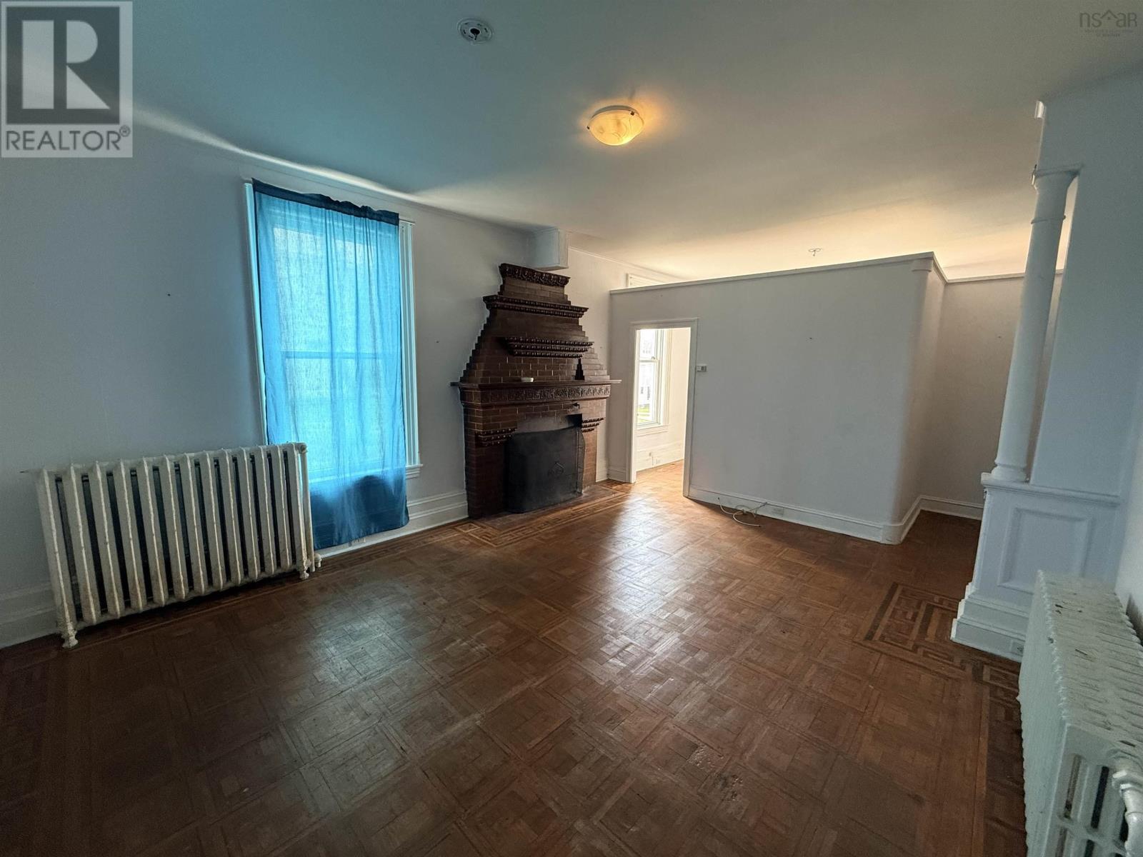 218 Fraser Street - 21