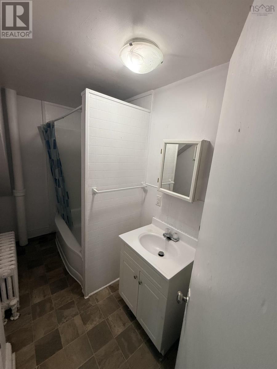 218 Fraser Street - 27