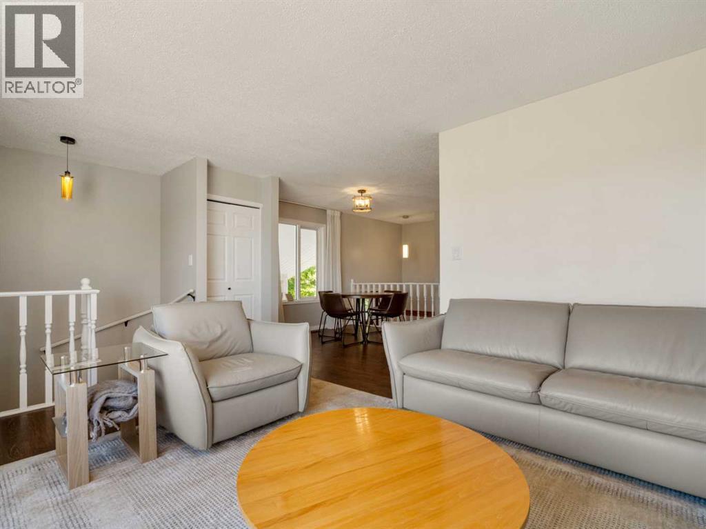 2128 18 Avenue - 4