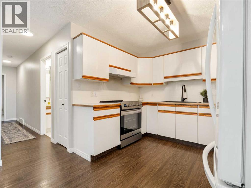 2128 18 Avenue - 6