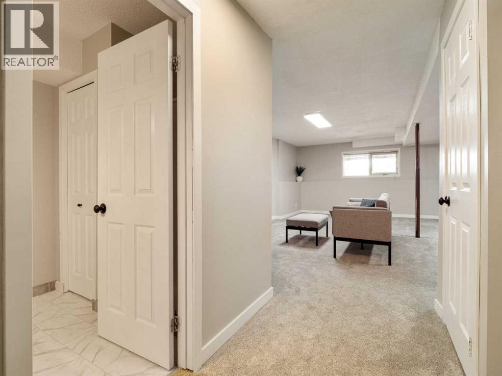 2128 18 Avenue - 24