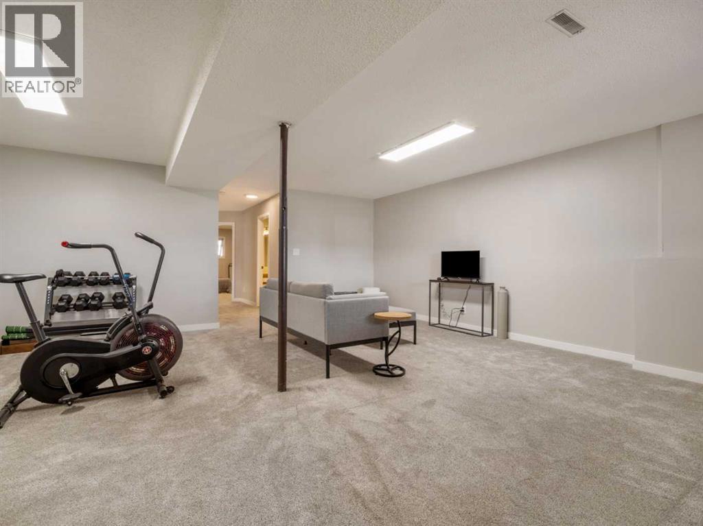 2128 18 Avenue - 28