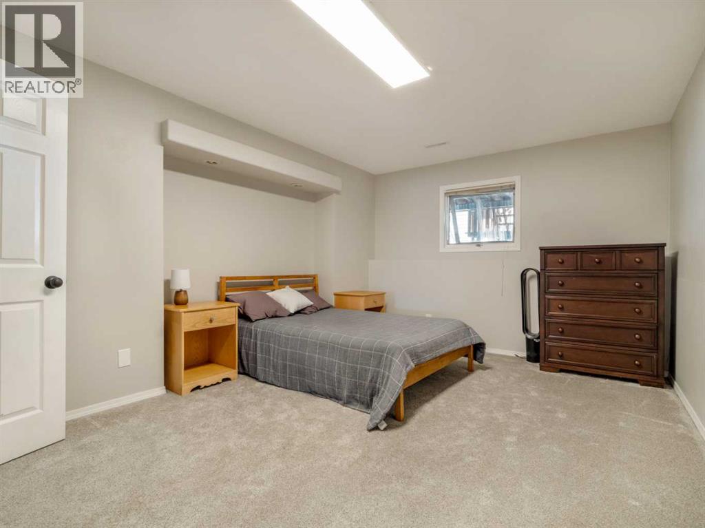 2128 18 Avenue - 34