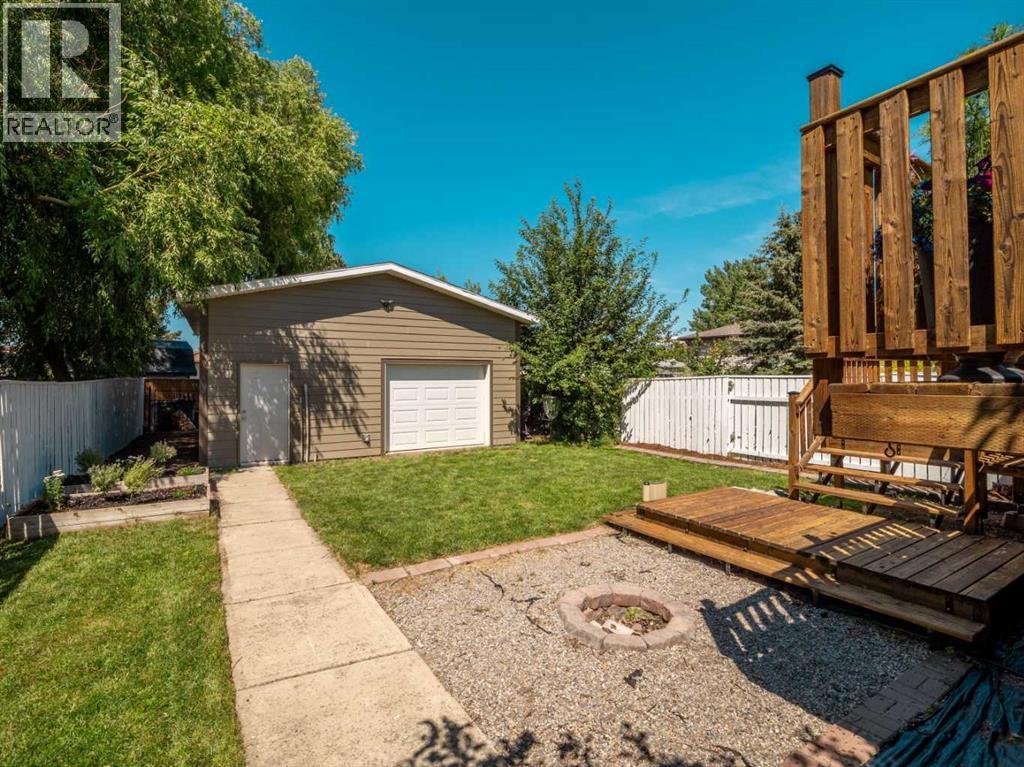 2128 18 Avenue - 45