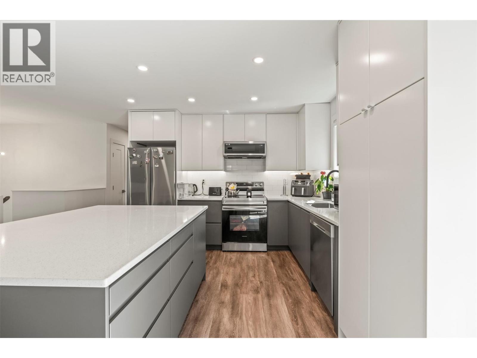 1907 19 Street - Image 11