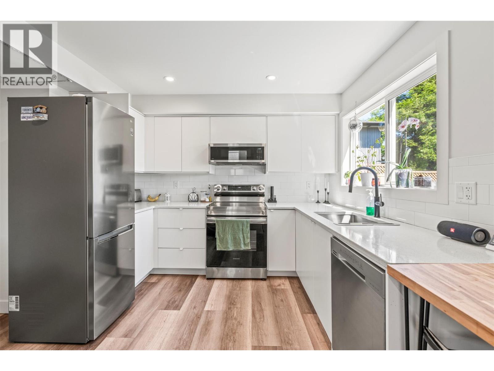 1907 19 Street - Image 32