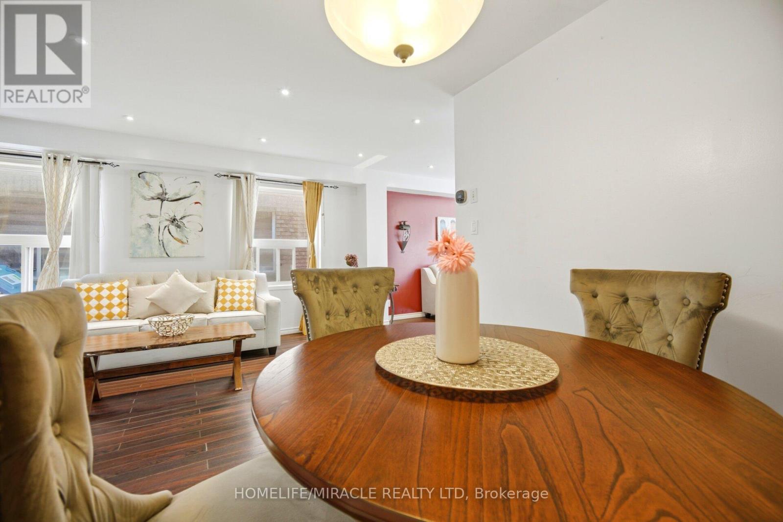 45 RIDGEFIELD COURT - 12