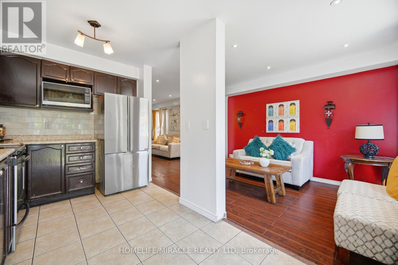 45 RIDGEFIELD COURT - 20