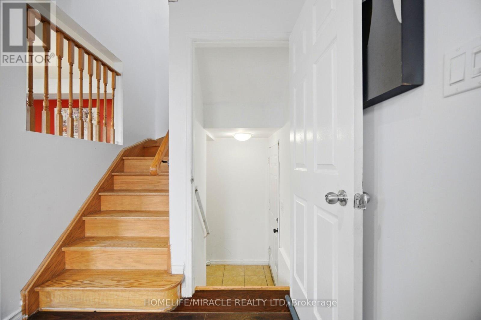 45 RIDGEFIELD COURT - 37