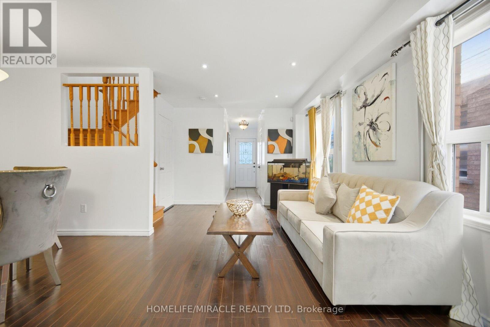 45 RIDGEFIELD COURT - 7