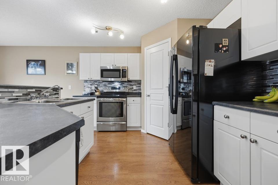 17724 90 ST NW, Klarvatten, Edmonton photo 4