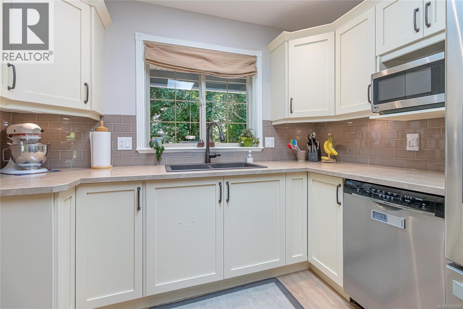 278 Grovehill Rd - 6