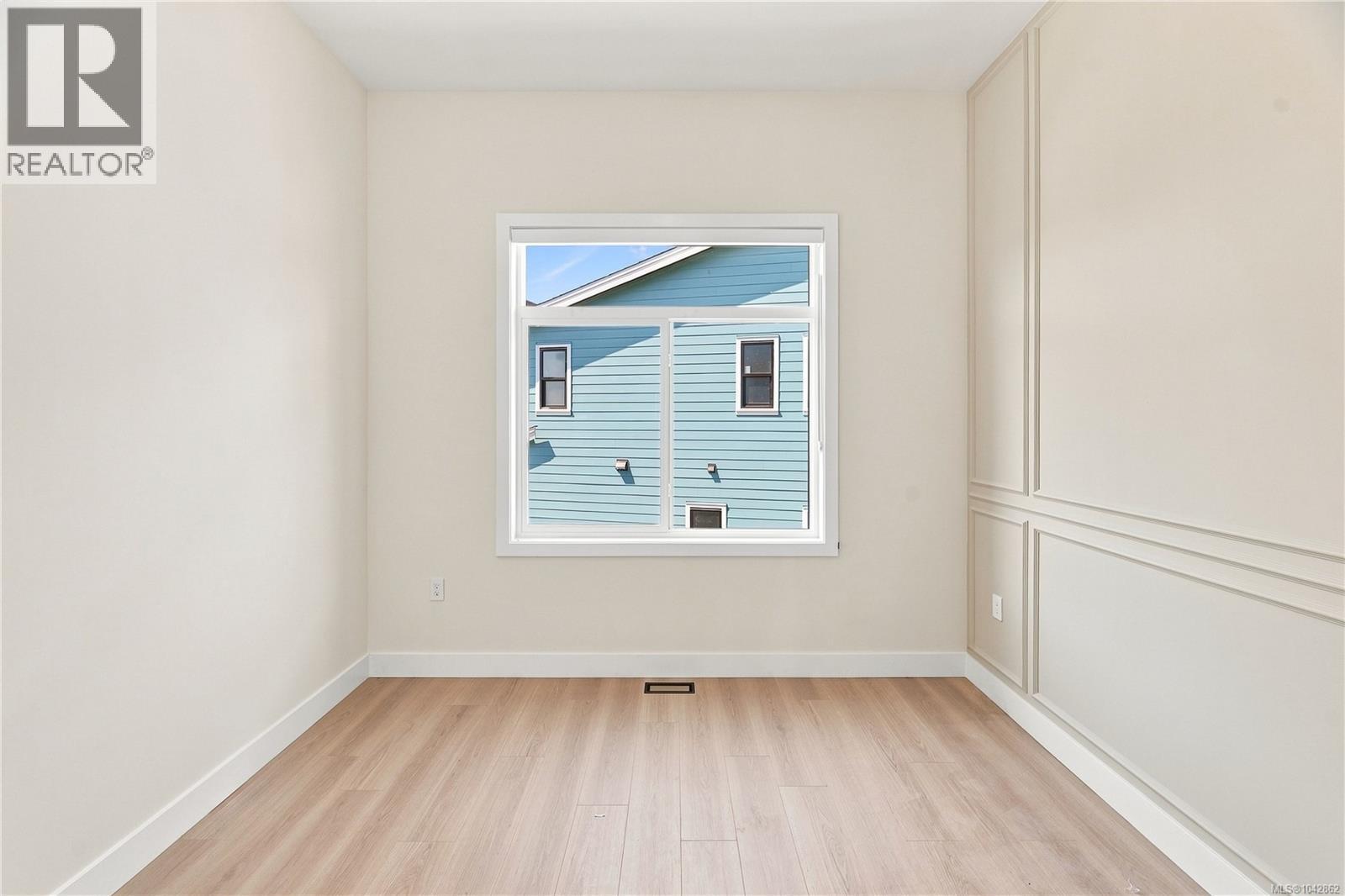 2124 Kingbird Dr - 22