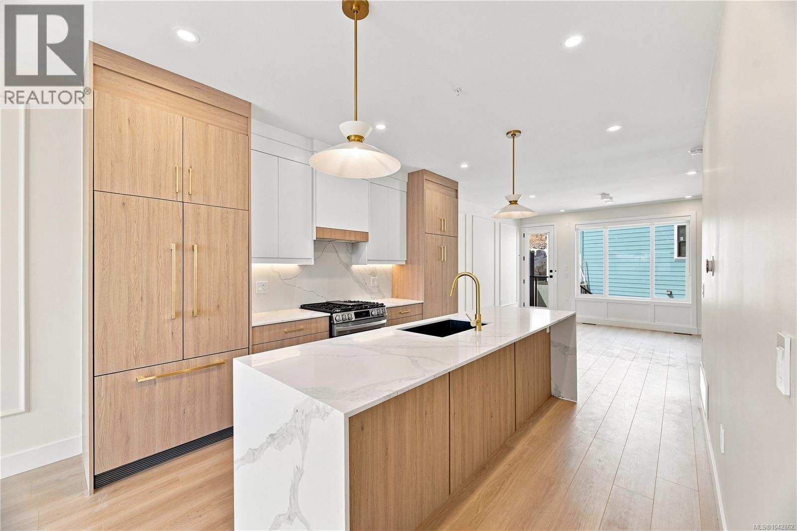 2124 Kingbird Dr - 14