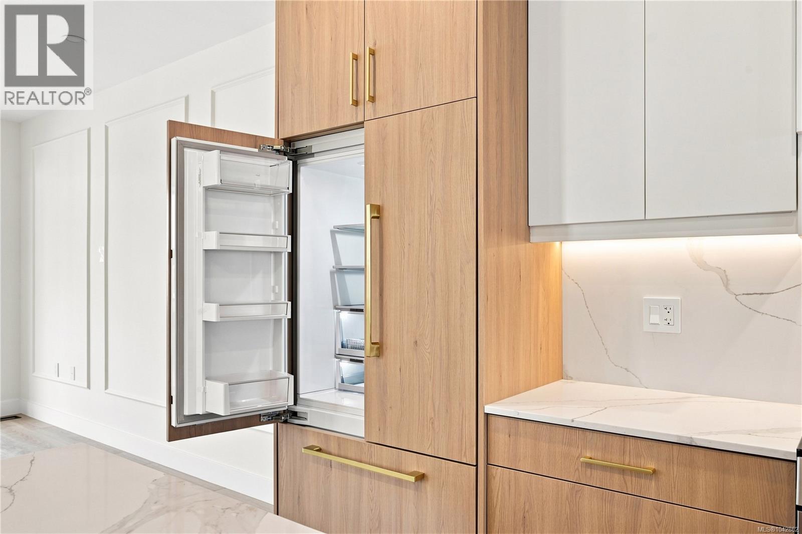 2124 Kingbird Dr - 18
