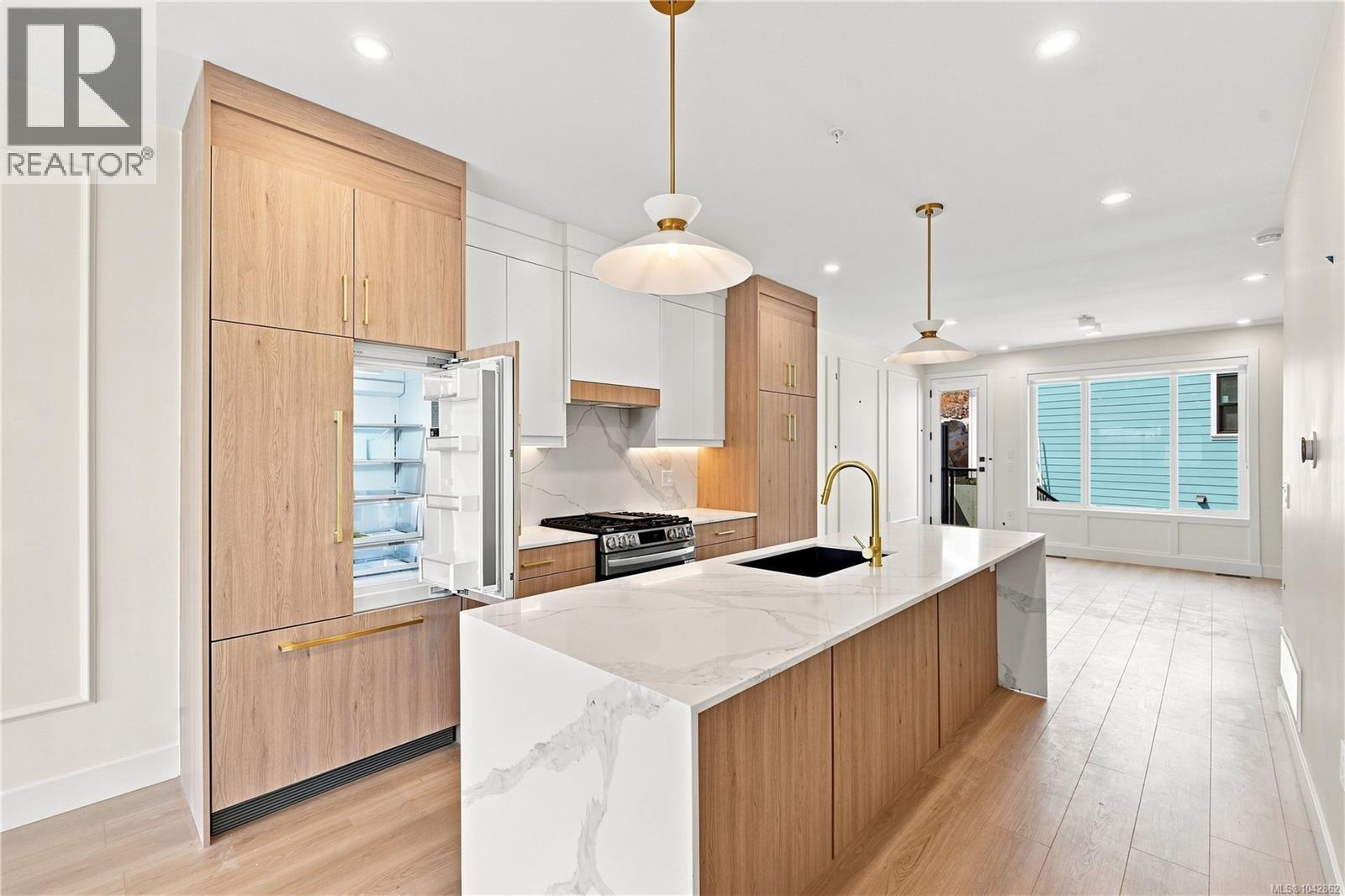 2124 Kingbird Dr - 17