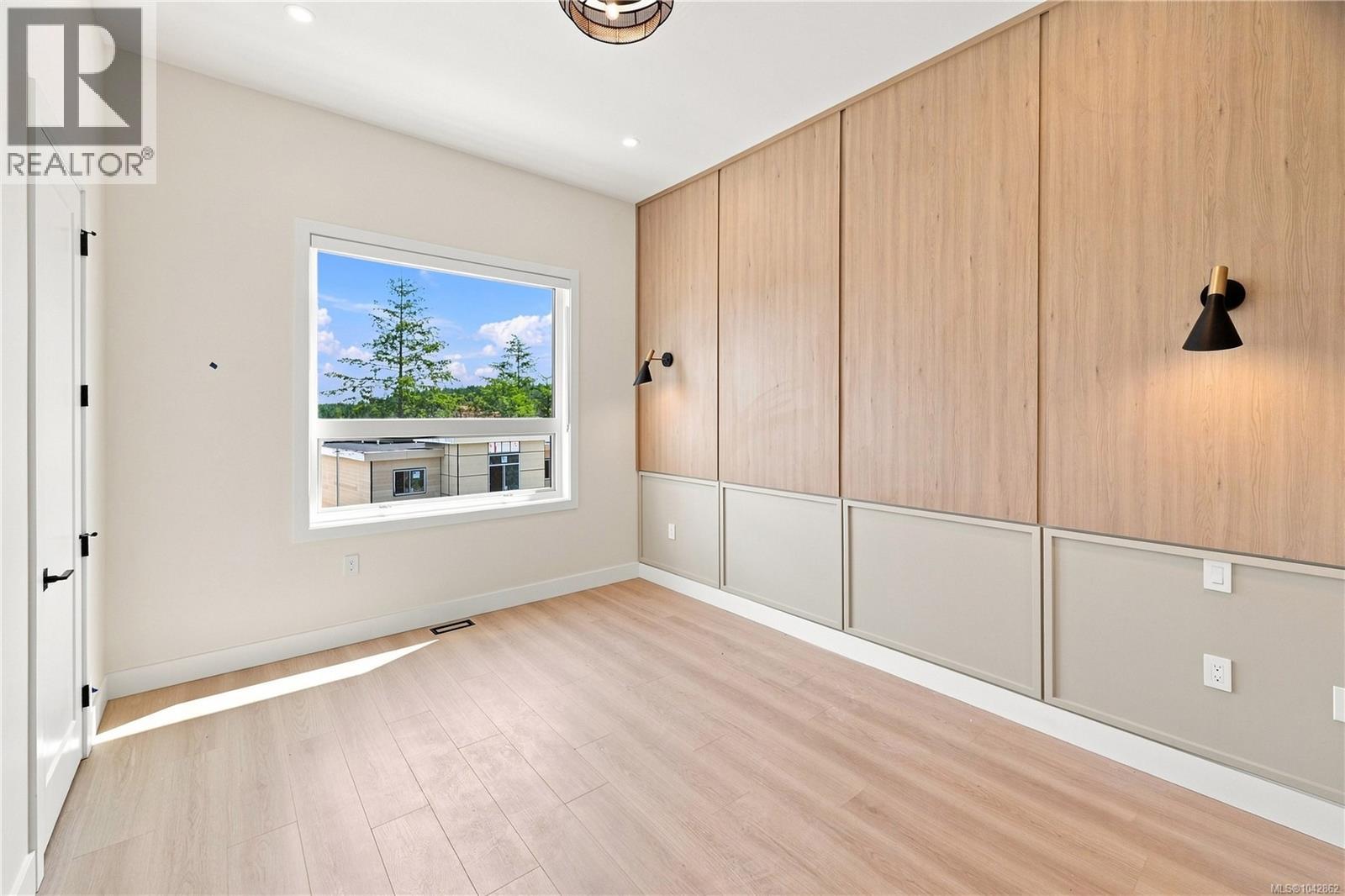 2124 Kingbird Dr - 27